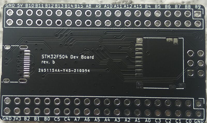 File:Stm32Dev rev. b - gd32f405 - unpopulated.jpg