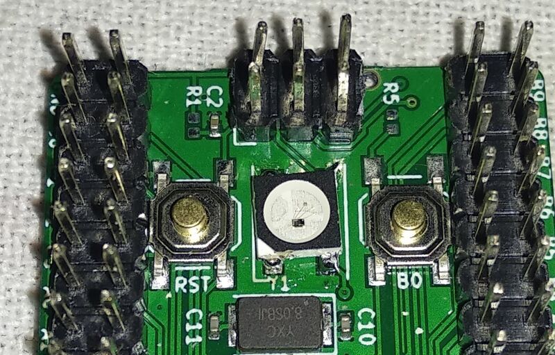 File:Stm32Dev Tight Buttons.jpg